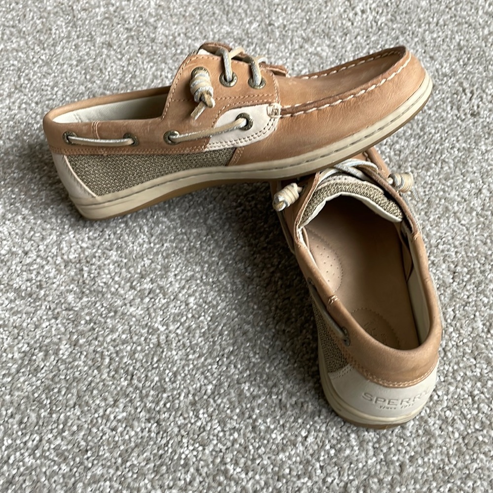 Women’s Sperry Songfish boat shoes!